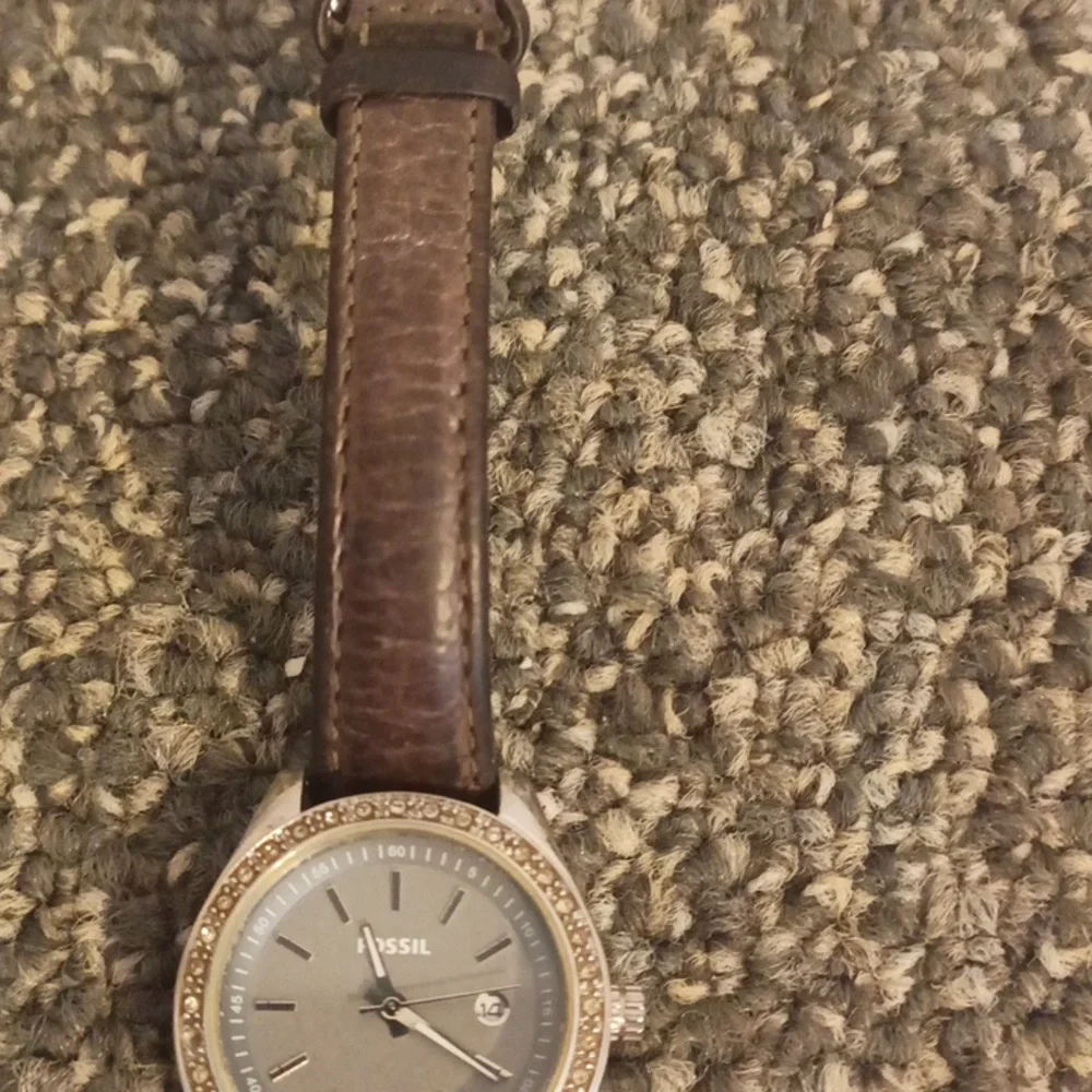 Fossil mini Stella brown leather gray and rhinestone dial ES 3025